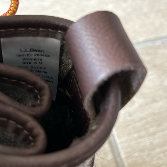 L.L. Bean Brown Grey Wool Felt Bean Boots Size: 6 - Picture 10 of 13